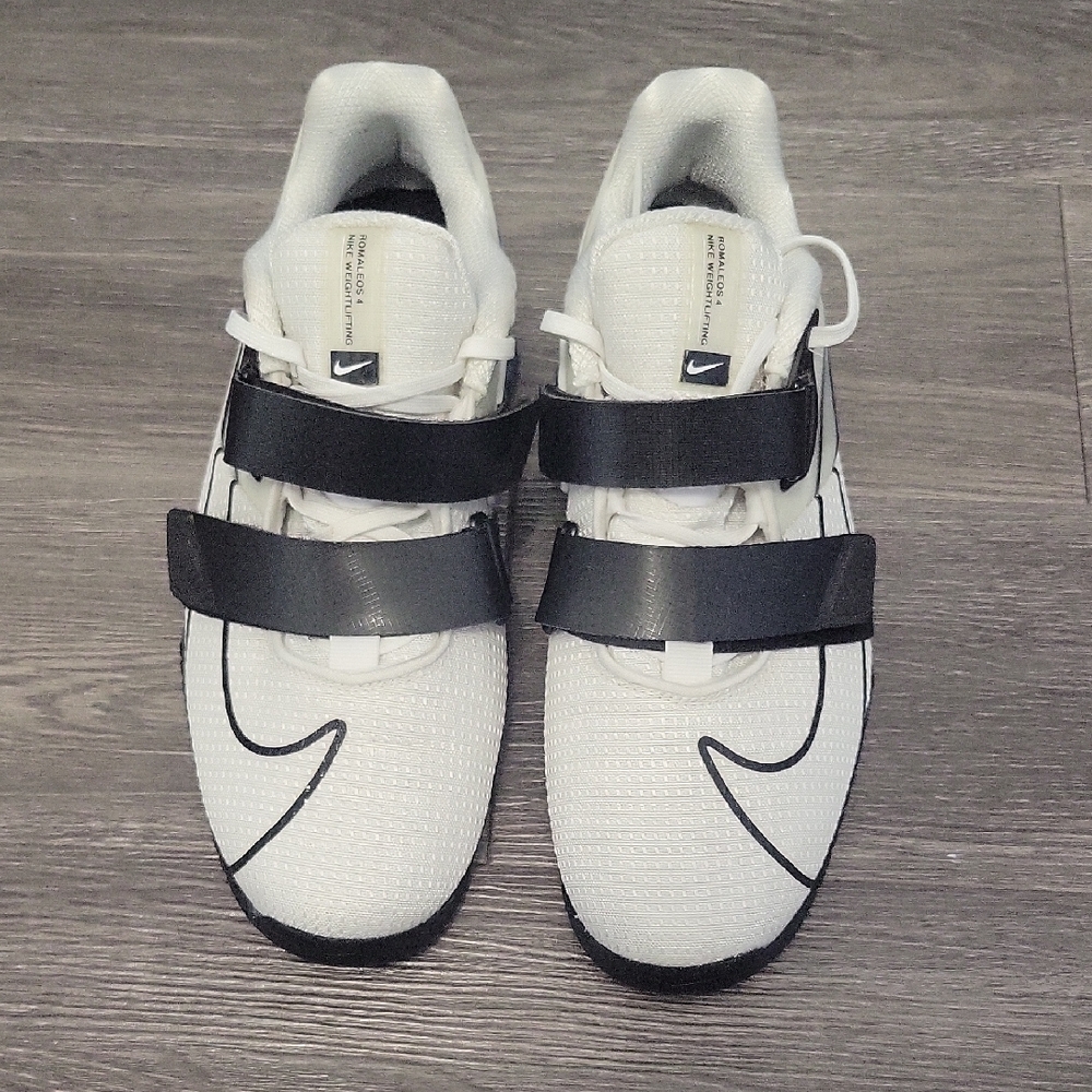 Nike White and Black Strap Sneakers